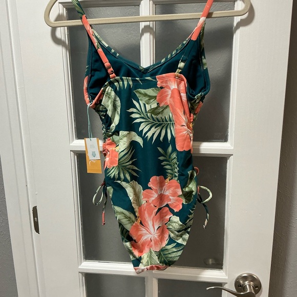 NWT Kona Sol Floral One Piece - Picture 9 of 15